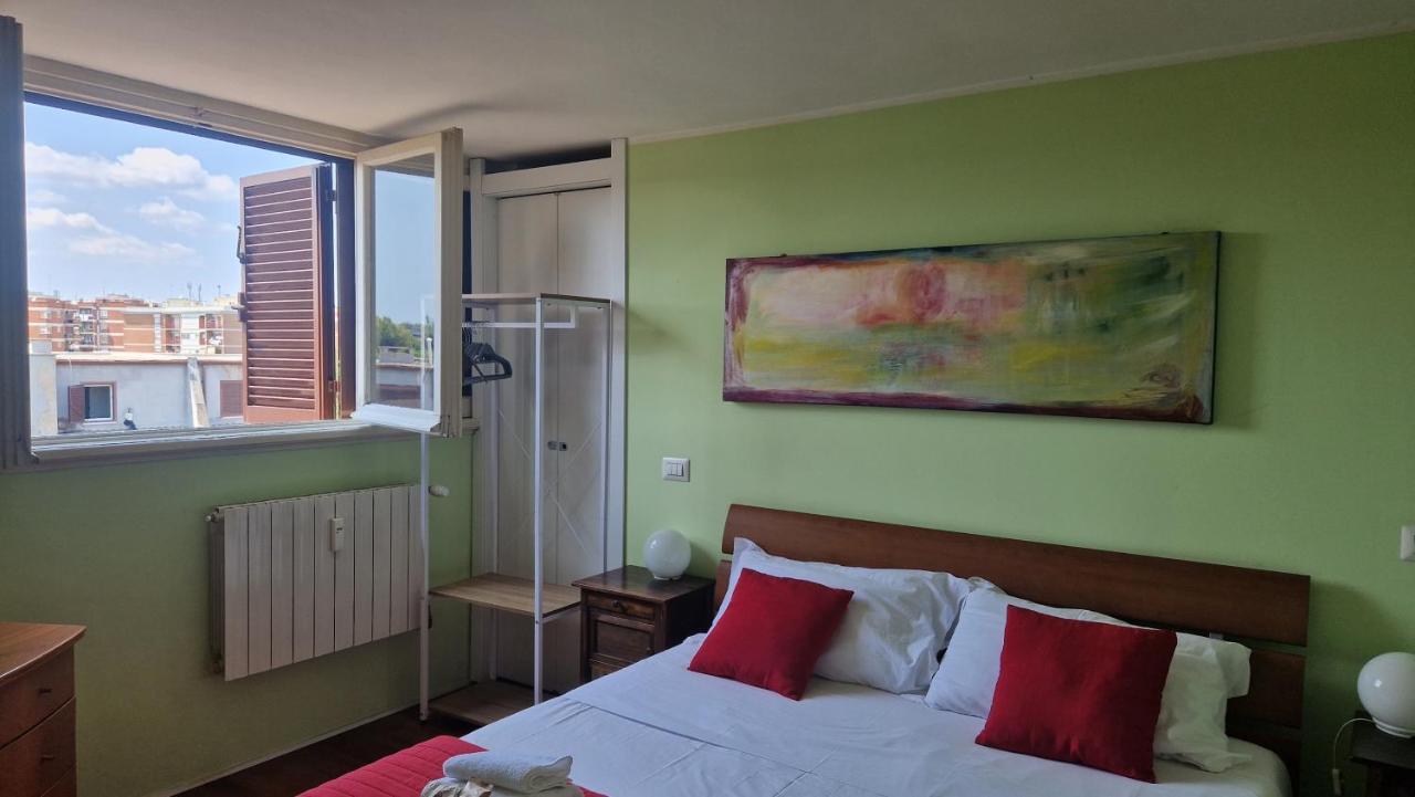Casa Di Libri - Delizioso Appartamento A 10 Min Da Trastevere Рим Екстер'єр фото